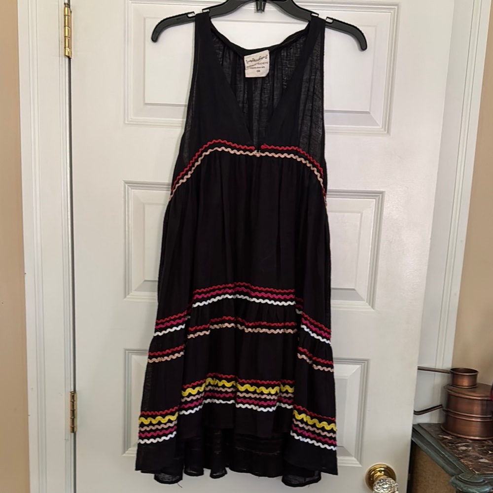 Linen Muche et Muchette Black Sleeveless cover up with Colorful Stripes.